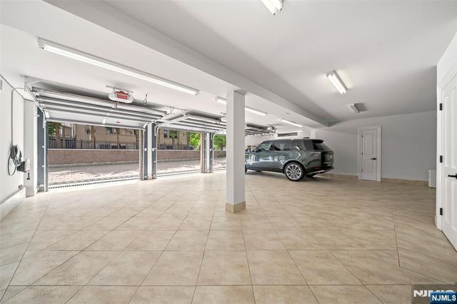 675 Summit Street, Englewood Cliffs, NJ 07632