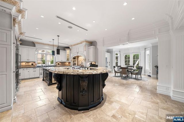 675 Summit Street, Englewood Cliffs, NJ 07632