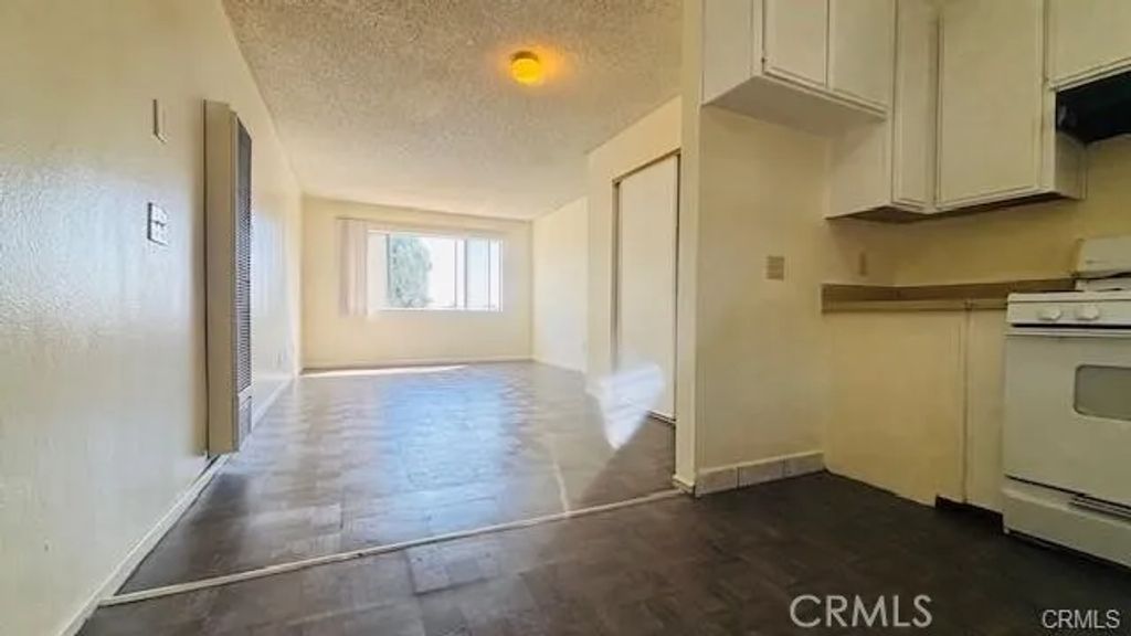 2239 Parkside Avenue 202, Los Angeles, CA 90031