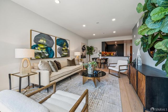 3620 Cesar Chavez Street 404, San Francisco, CA 94110