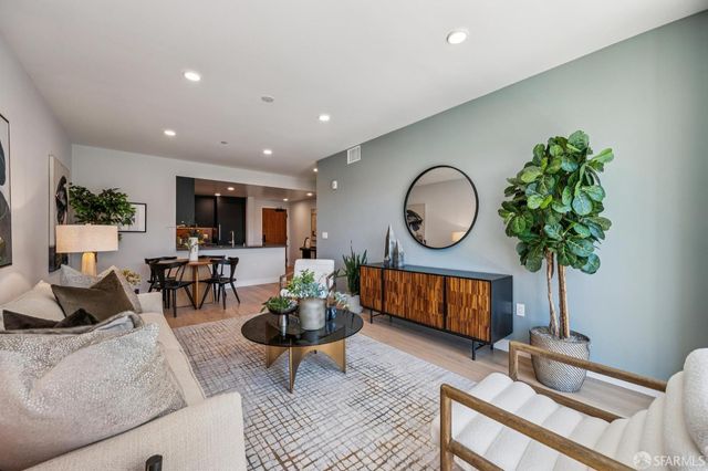 3620 Cesar Chavez Street 404, San Francisco, CA 94110