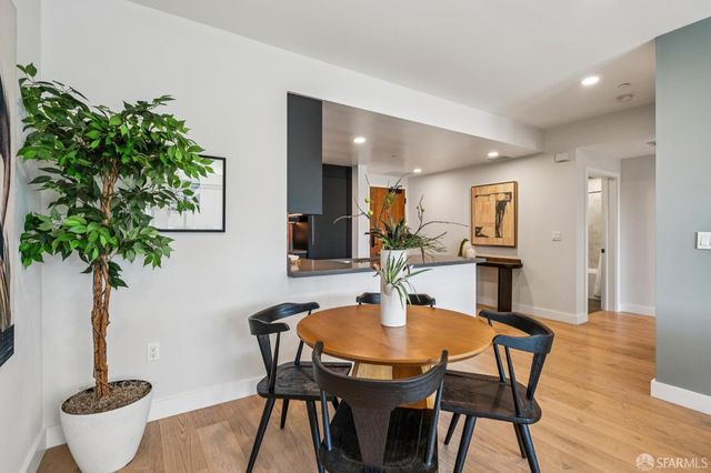 3620 Cesar Chavez Street 404, San Francisco, CA 94110