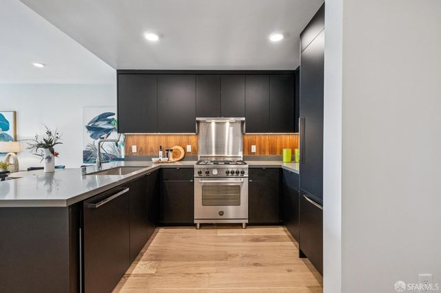 3620 Cesar Chavez Street 404, San Francisco, CA 94110