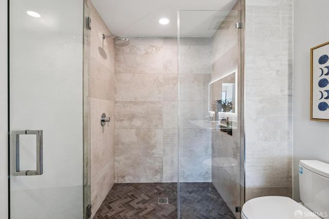 3620 Cesar Chavez Street 404, San Francisco, CA 94110
