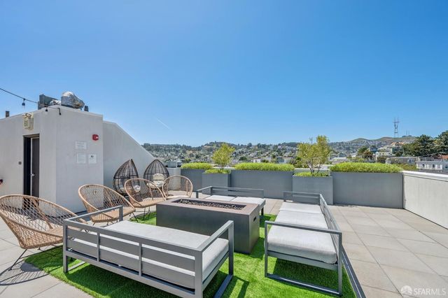 3620 Cesar Chavez Street 404, San Francisco, CA 94110