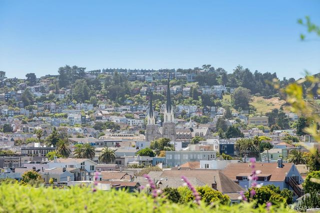 3620 Cesar Chavez Street 404, San Francisco, CA 94110