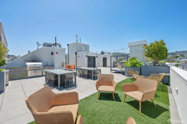 3620 Cesar Chavez Street 404, San Francisco, CA 94110