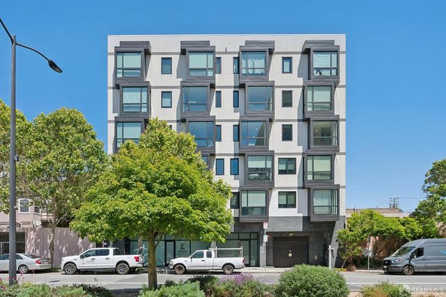 3620 Cesar Chavez Street 404, San Francisco, CA 94110