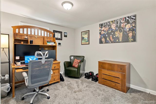 2178 Hemlock Drive, Ann Arbor, MI 48108