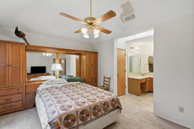 6207 Declaration Drive, Arlington, TX 76002
