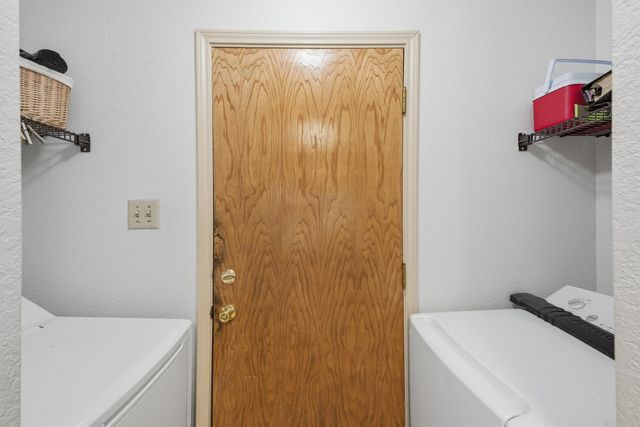 6207 Declaration Drive, Arlington, TX 76002
