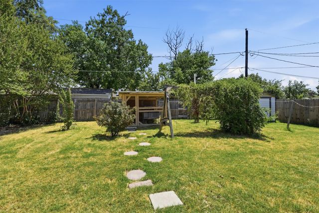 6207 Declaration Drive, Arlington, TX 76002