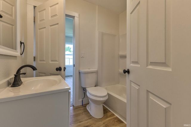1632 E Illinois Street, Evansville, IN 47711