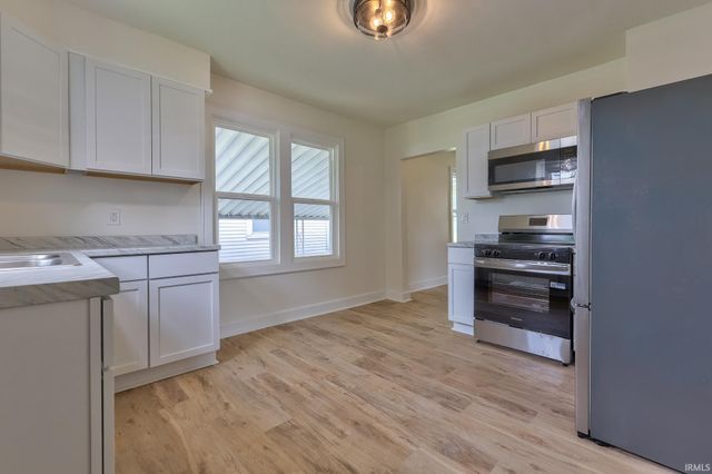 1632 E Illinois Street, Evansville, IN 47711
