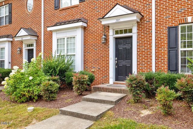 305 Savannah Ridge Road, Holly Springs, NC 27540