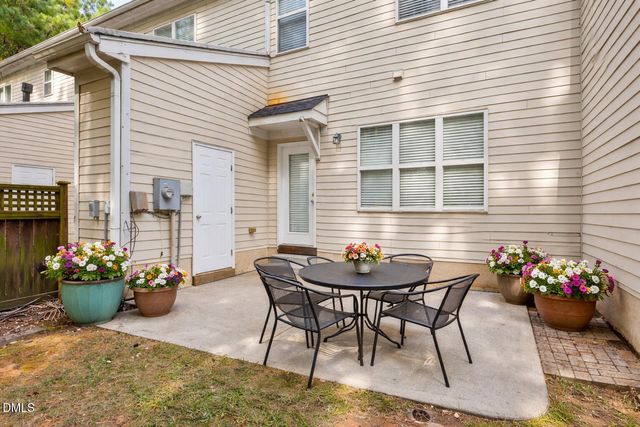 305 Savannah Ridge Road, Holly Springs, NC 27540