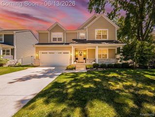 1724 Taylor Avenue, Royal Oak, MI 48067