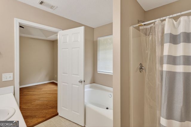 466 Raymond Drive, Winder, GA 30680