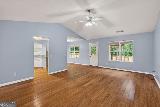 466 Raymond Drive, Winder, GA 30680