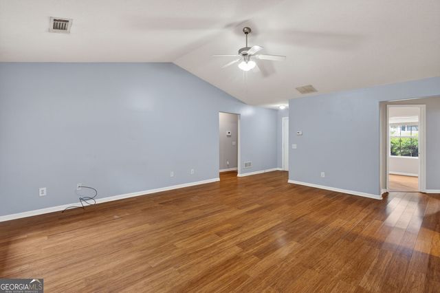 466 Raymond Drive, Winder, GA 30680