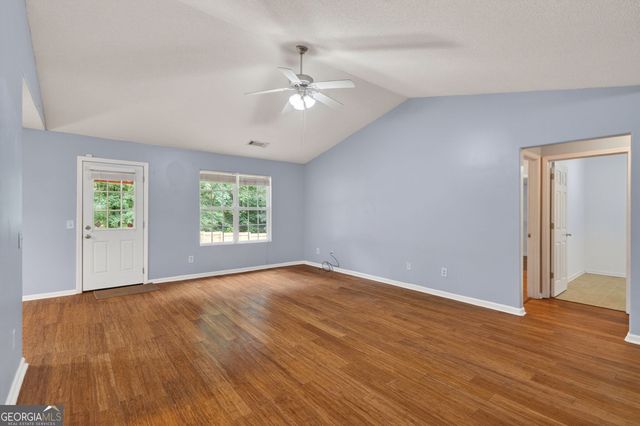 466 Raymond Drive, Winder, GA 30680