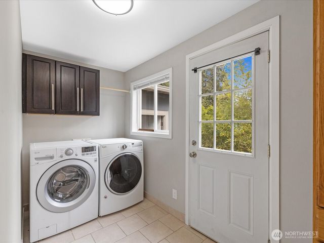 7631 201st Street SW, Edmonds, WA 98206