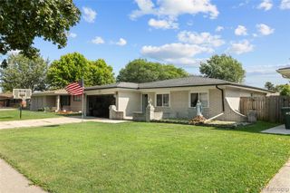 13670 Terra Santa Drive, Sterling Heights, MI 48312