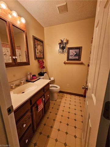 214 MountainBrook Drive, King, NC 27021