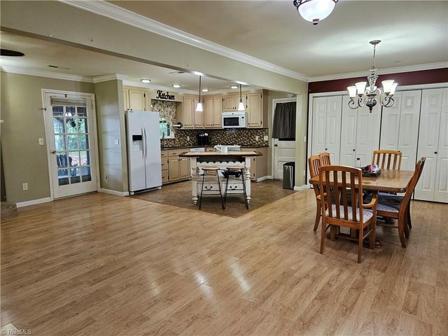 214 MountainBrook Drive, King, NC 27021
