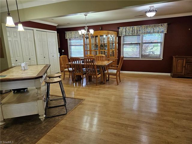 214 MountainBrook Drive, King, NC 27021