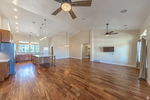 3761 S SPINNAKER BAY DR, Saratoga Springs, UT 84045