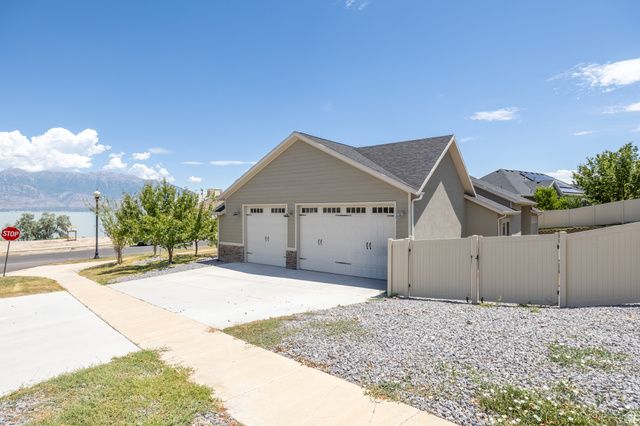 3761 S SPINNAKER BAY DR, Saratoga Springs, UT 84045