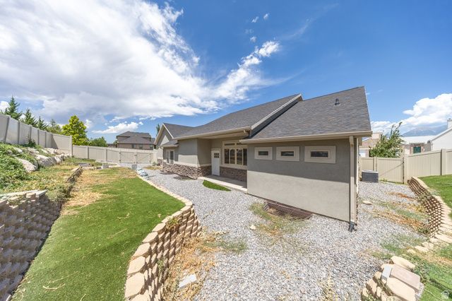 3761 S SPINNAKER BAY DR, Saratoga Springs, UT 84045