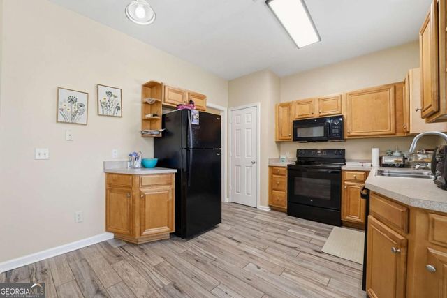 2555 Flat Shoals Road 802, Atlanta, GA 30349