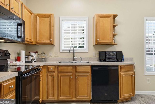 2555 Flat Shoals Road 802, Atlanta, GA 30349