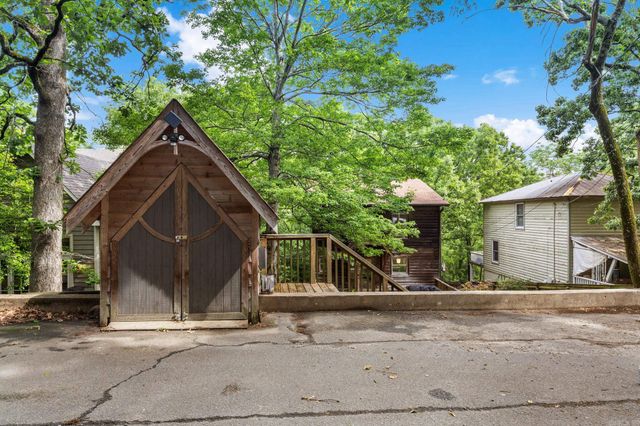 4611 N Lookout, Little Rock, AR 72205