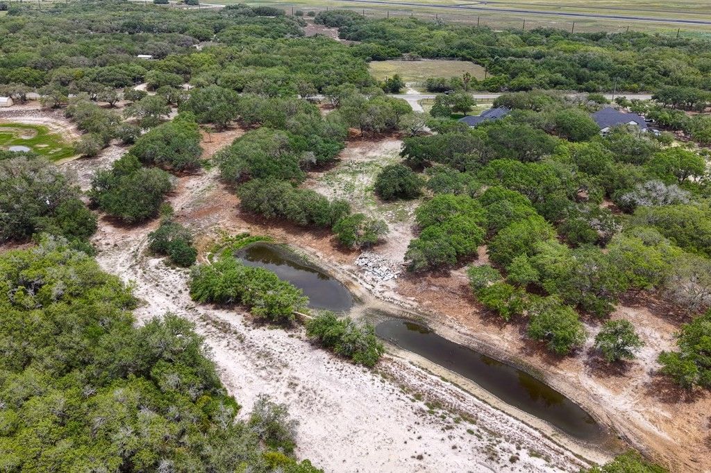 168 Wishert Rd, Rockport, TX 78382 — photo 5
