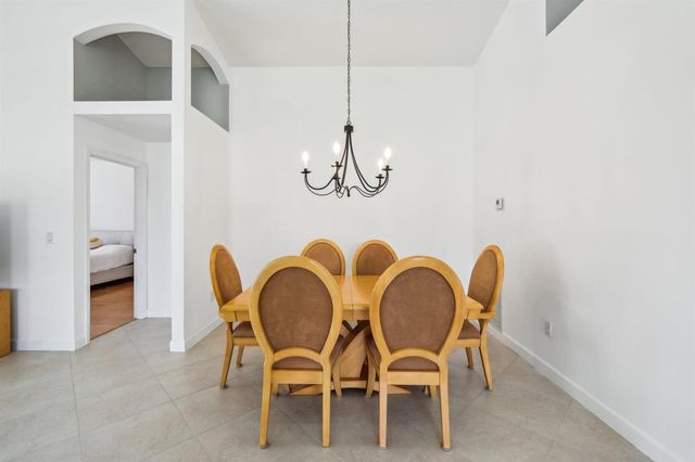 6377 N Westchester Club Drive N, Boynton Beach, FL 33437