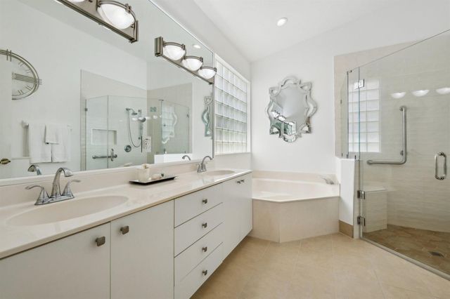 6377 N Westchester Club Drive N, Boynton Beach, FL 33437