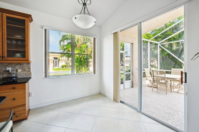 6377 N Westchester Club Drive N, Boynton Beach, FL 33437