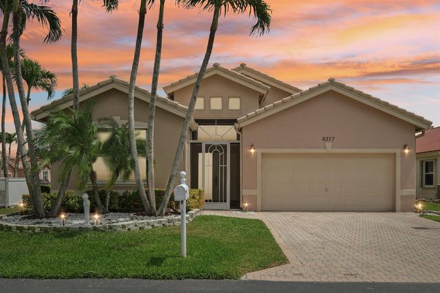 6377 N Westchester Club Drive N, Boynton Beach, FL 33437