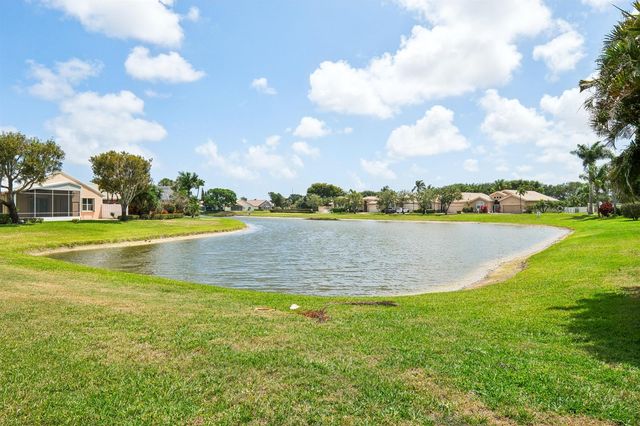 6377 N Westchester Club Drive N, Boynton Beach, FL 33437