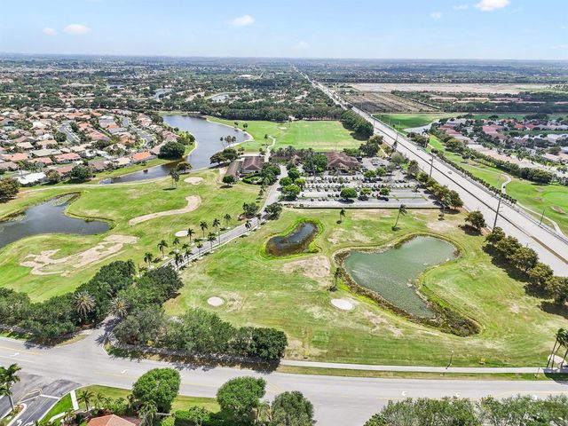 6377 N Westchester Club Drive N, Boynton Beach, FL 33437