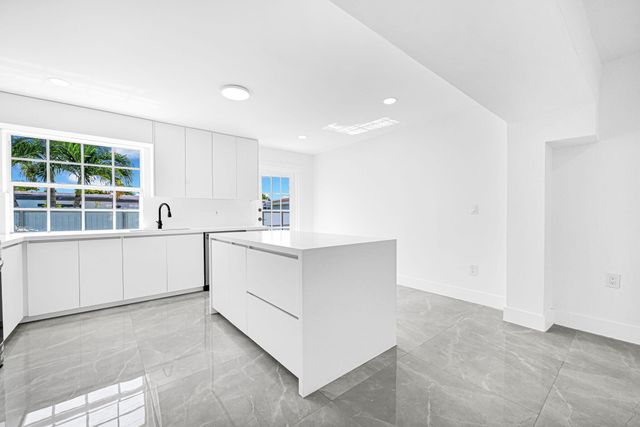 4040 SW 108th Avenue, Miami, FL 33165