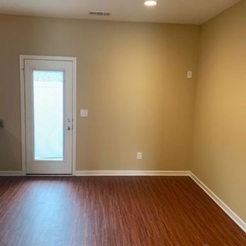 822 Lower Park Pl, Antioch, TN 37013