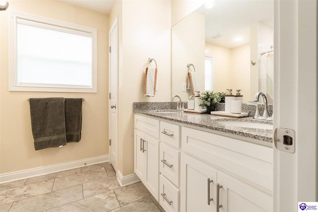 120 Sawgrass Avenue, Vine Grove, KY 40175