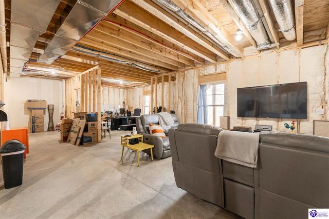 120 Sawgrass Avenue, Vine Grove, KY 40175