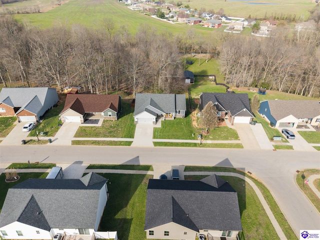 120 Sawgrass Avenue, Vine Grove, KY 40175