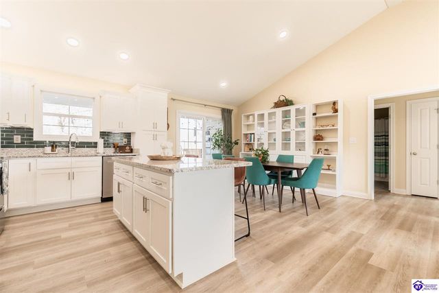 120 Sawgrass Avenue, Vine Grove, KY 40175