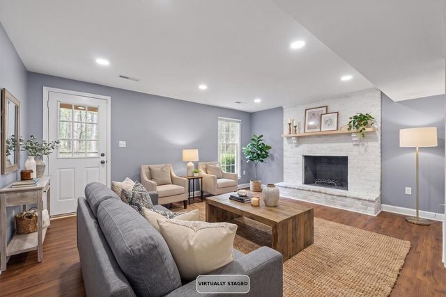 3557 Peakwood DR, Roanoke, VA 24014